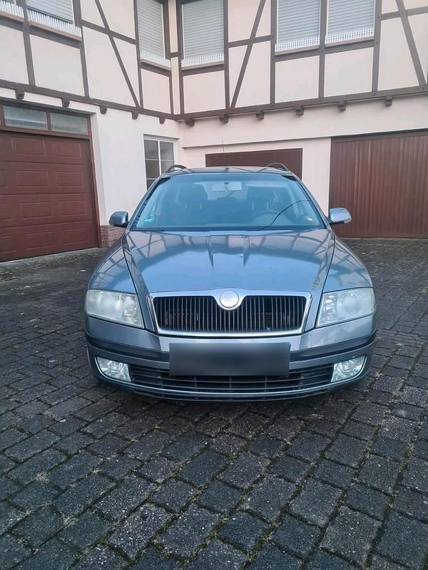 Gebraucht Skoda Octavia 105 PS (77 kW) 2006 Blau Kombi