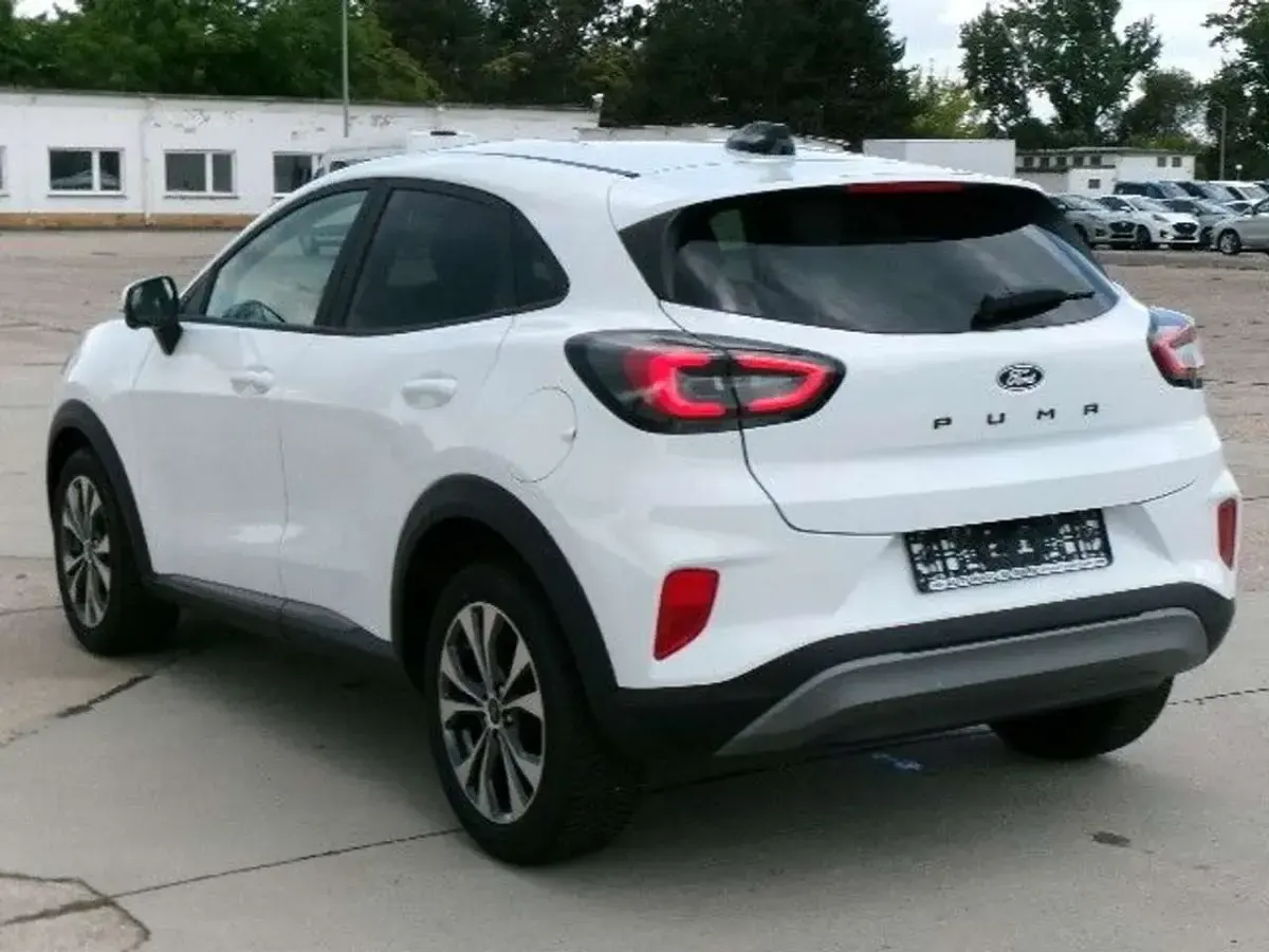 Neu Ford Puma Titanium 125 PS (91 kW) 2025 Frozen white SUV