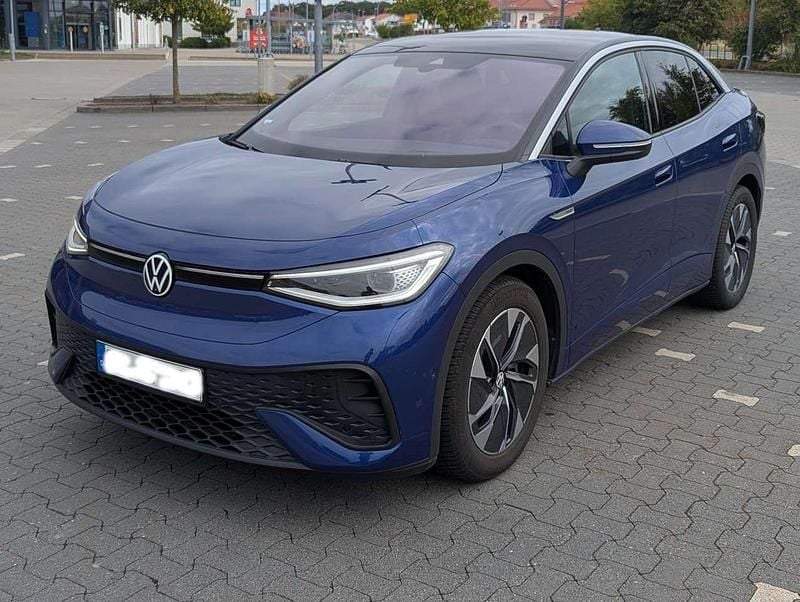 Blau Gebraucht 2022 VW ID.5 Pro Performance SUV | 30.490 € (Guter Preis) - Bild 1/4
