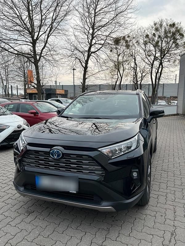 Schwarz Gebraucht 2024 Toyota RAV4 Hybrid SUV | 37.000 € - Bild 1/4