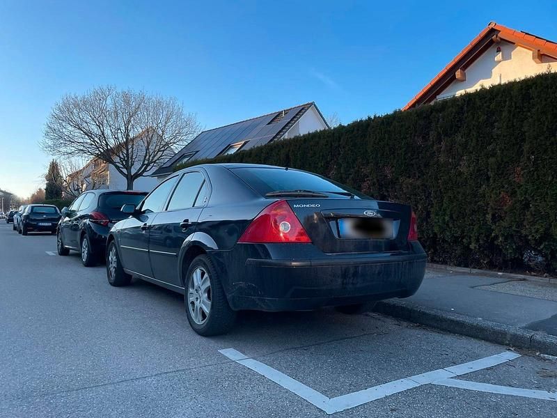 Gebraucht Ford Mondeo 170 PS (125 kW) 2003 Schwarz Limousine