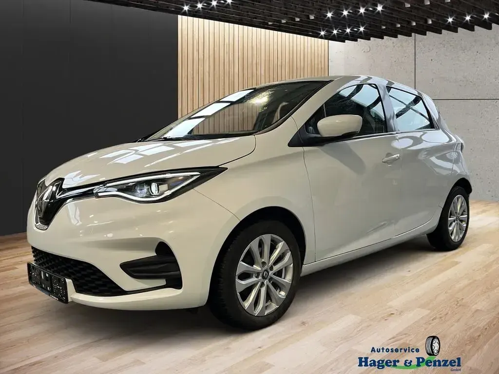 Używany Renault Zoe Experience 80 kW (110 KM) 2021 Biały Hatchback