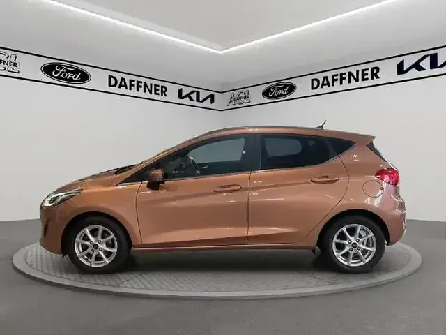 Gebraucht Ford Fiesta Titanium 101 PS (74 kW) 2018 Kalaharibraun metallic Kleinwagen
