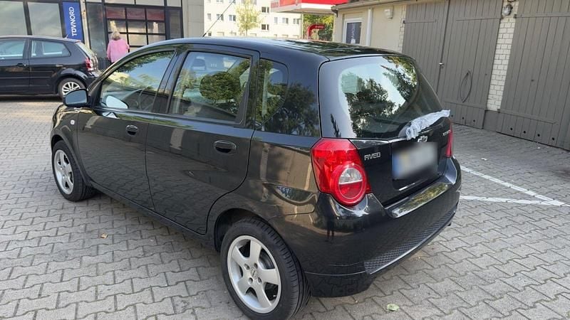 Gebraucht Chevrolet Aveo LS 84 PS (61 kW) 2010 Schwarz Limousine