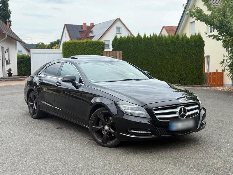 Schwarz Gebraucht 2011 Mercedes CLS350 Coupé | 15.700 € (Etwas zu teuer) - Bild 1/4