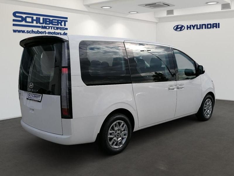Neu Hyundai Staria Trend 226 PS (166 kW) 2025 Creamy white / sol Van / Kleinbus