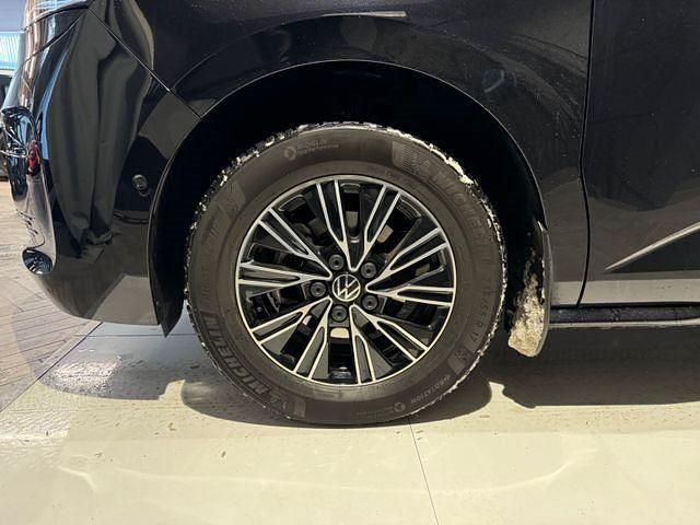Gebraucht VW Multivan Style 150 PS (110 kW) 2025 Schwarz Van