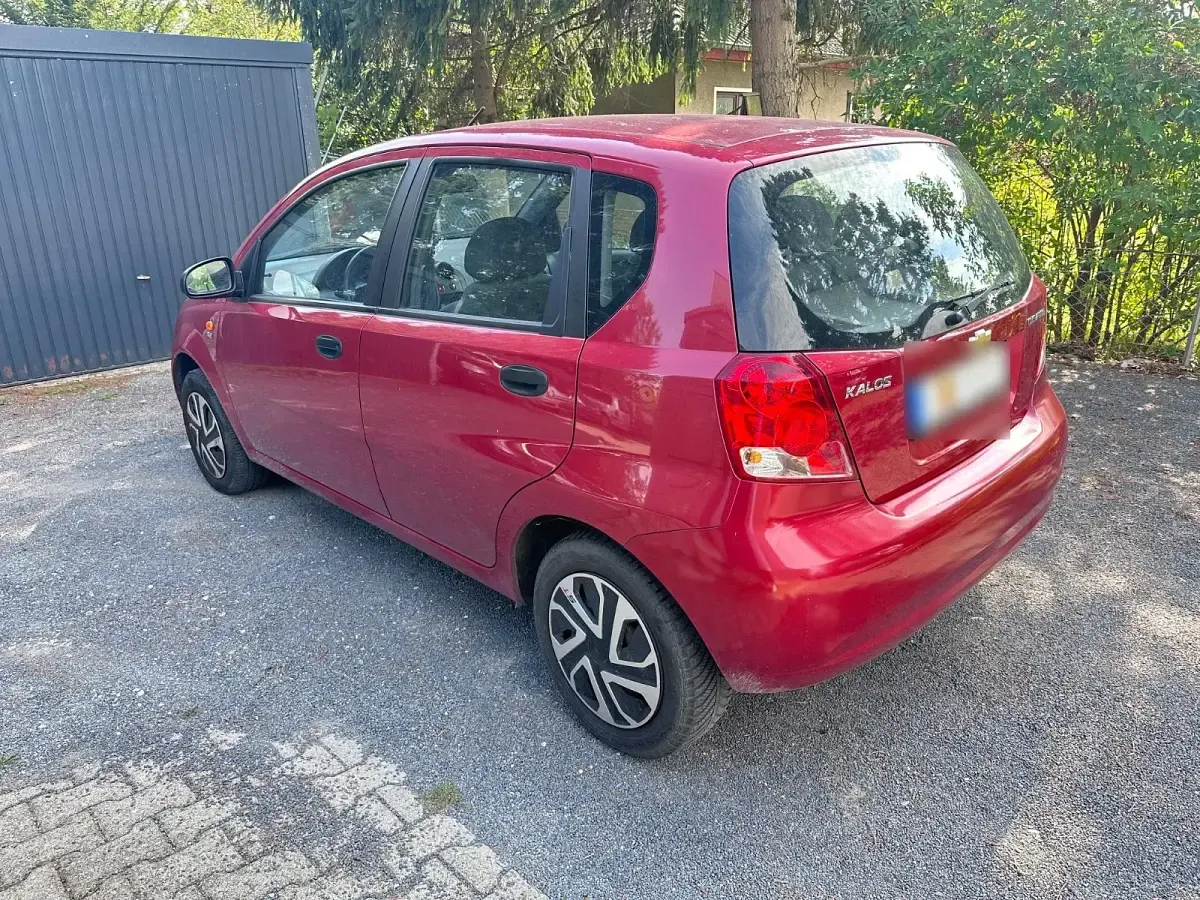 Gebraucht Chevrolet Kalos 72 PS (52 kW) 2010 Rot Kleinwagen