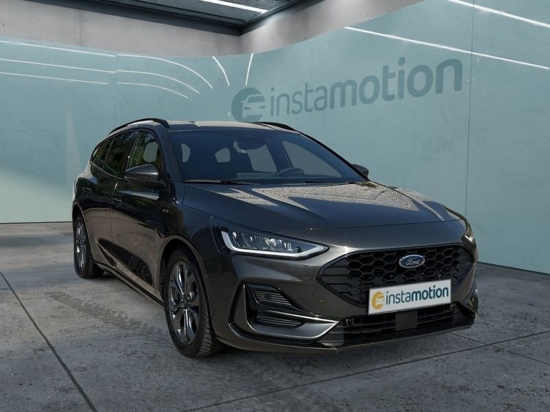 Grau Gebraucht 2023 Ford Focus ST-Line X Kombi | 27.490 € (Teuer) - Bild 1/4