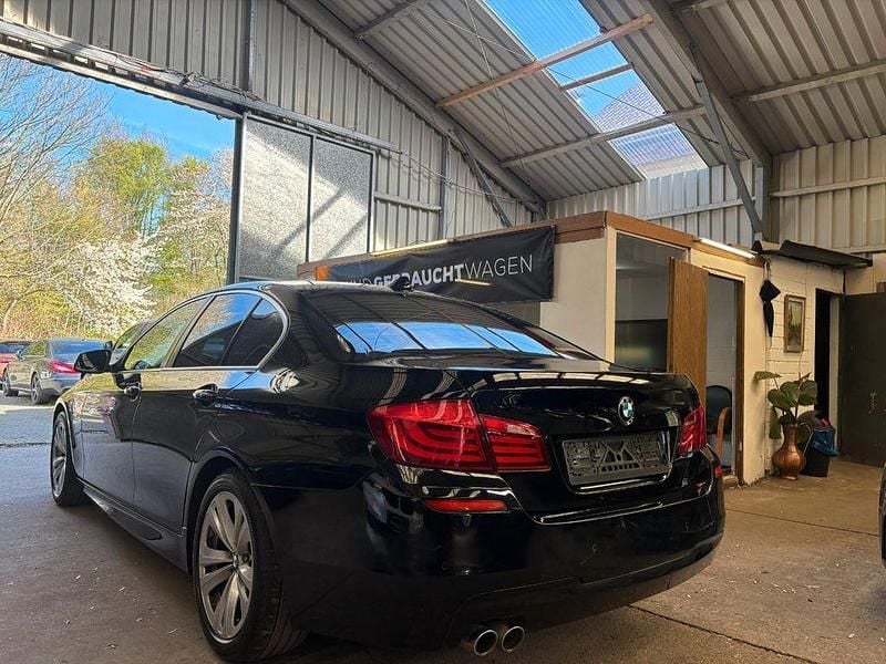 Gebraucht BMW 530 Performance 245 PS (180 kW) 2010 Schwarz Limousine