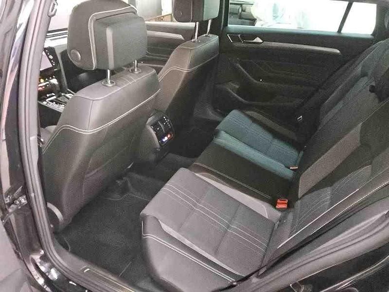 Gebraucht VW Passat Alltrack 200 PS (147 kW) 2024 Schwarz Kombi