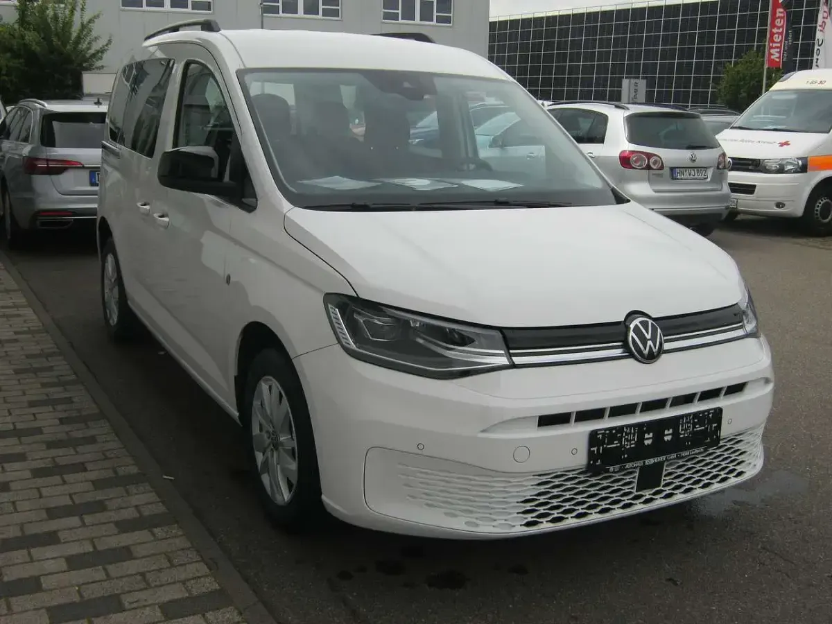 Neu VW Caddy Pro 102 PS (75 kW) 2025 Candyweiß Van / Kleinbus