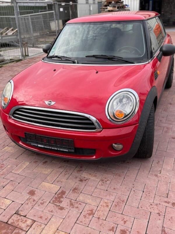 Rot Gebraucht 2009 Mini ONE Kleinwagen | 3.500 € - Bild 1/4
