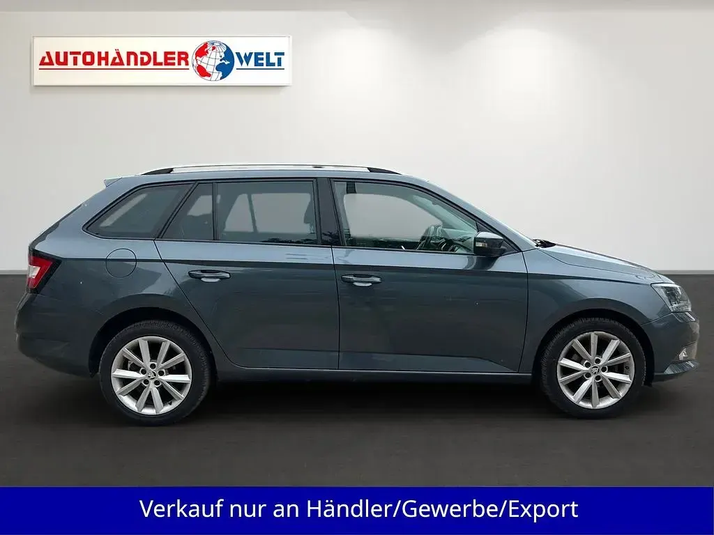 Gebraucht Skoda Fabia 90 PS (66 kW) 2018 Grau Kombi