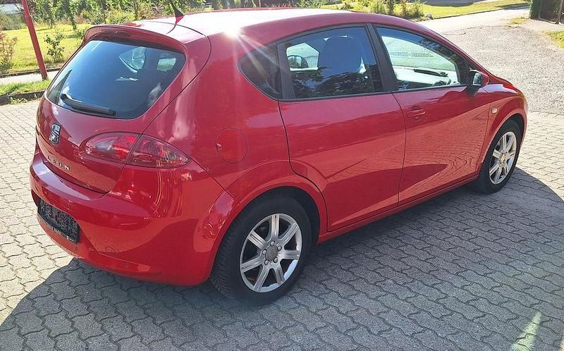 Gebraucht Seat Leon Stylance 102 PS (75 kW) 2007 Rot Limousine