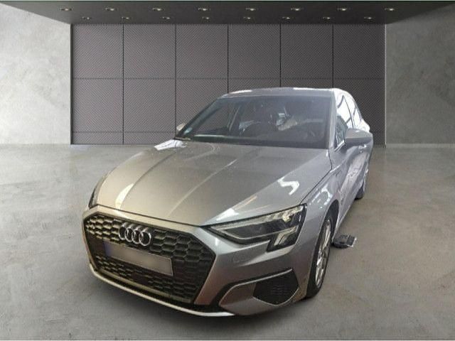 Gebraucht Audi A3 Performance 204 PS (150 kW) 2023 Florettsilber metallic Limousine