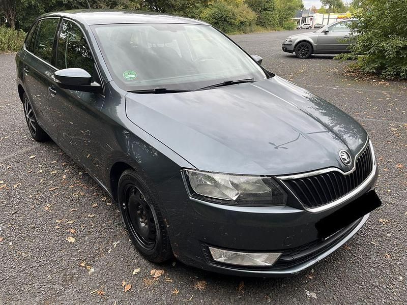 Grau Gebraucht 2016 Skoda Rapid Active Limousine | 5.450 € (Guter Preis) - Bild 1/4