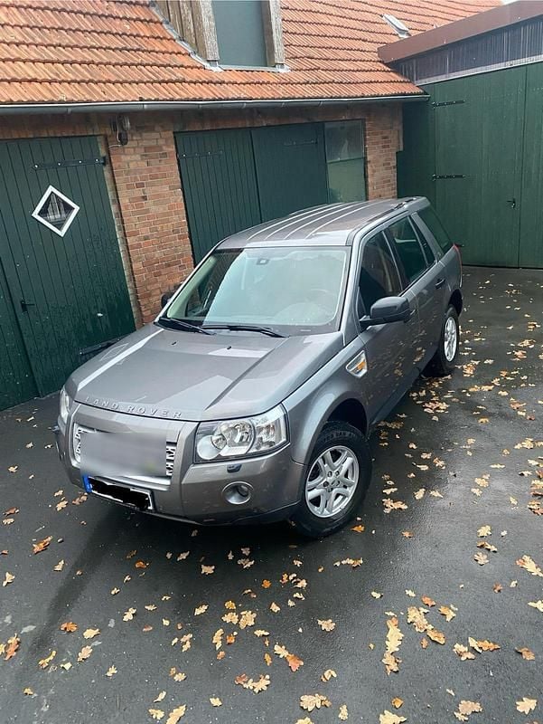 Grau Gebraucht 2007 Land Rover Freelander 2 SUV | 5.200 € (Etwas zu teuer) - Bild 1/4
