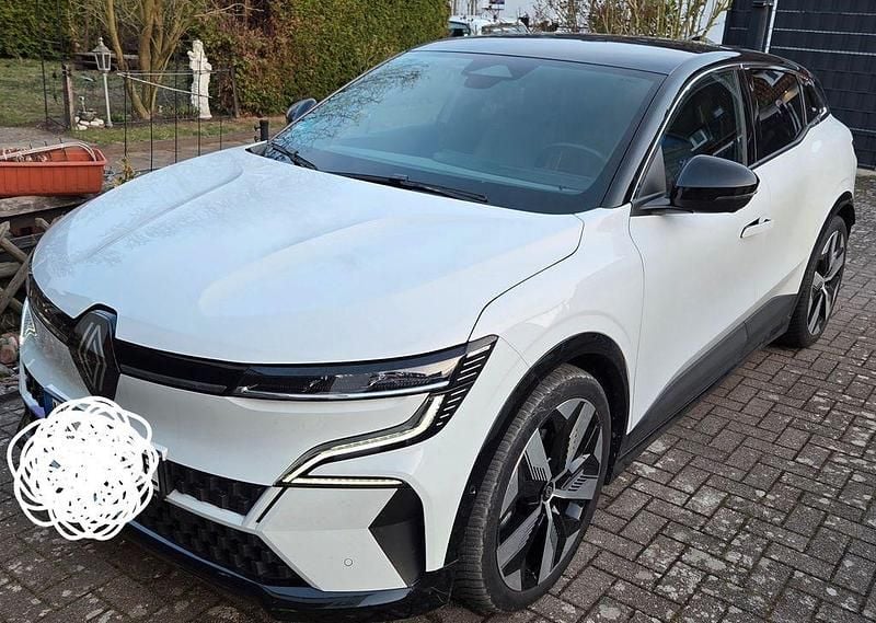 Gebraucht Renault Megane E-Tech Komfort 160 kW (218 PS) 2022 Weiß Limousine