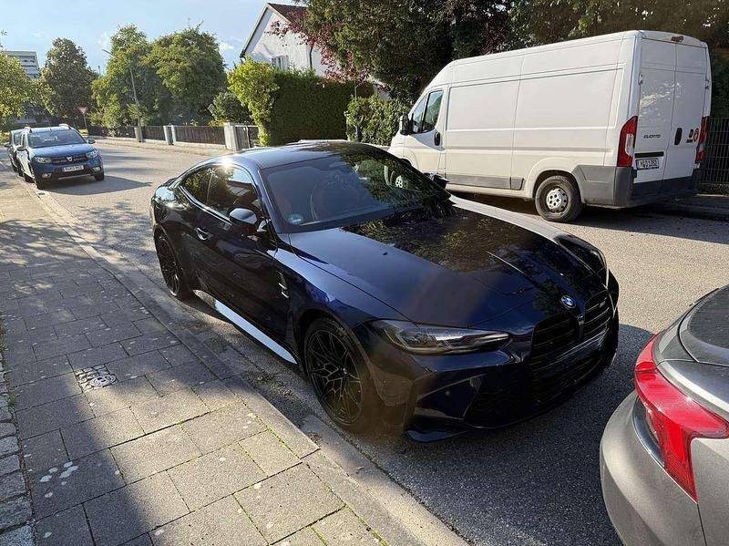 Blau Gebraucht 2023 BMW M4 Competition Edition Coupé | 86.000 € (Etwas zu teuer) - Bild 1/4