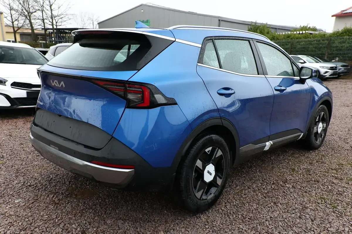 Neu Kia Sportage 150 PS (110 kW) 2026 Blueflame metallic SUV