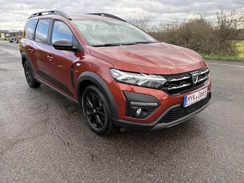 Gebraucht Dacia Jogger Extreme 110 PS (80 kW) 2022 Terrakottabraun Van / Kleinbus