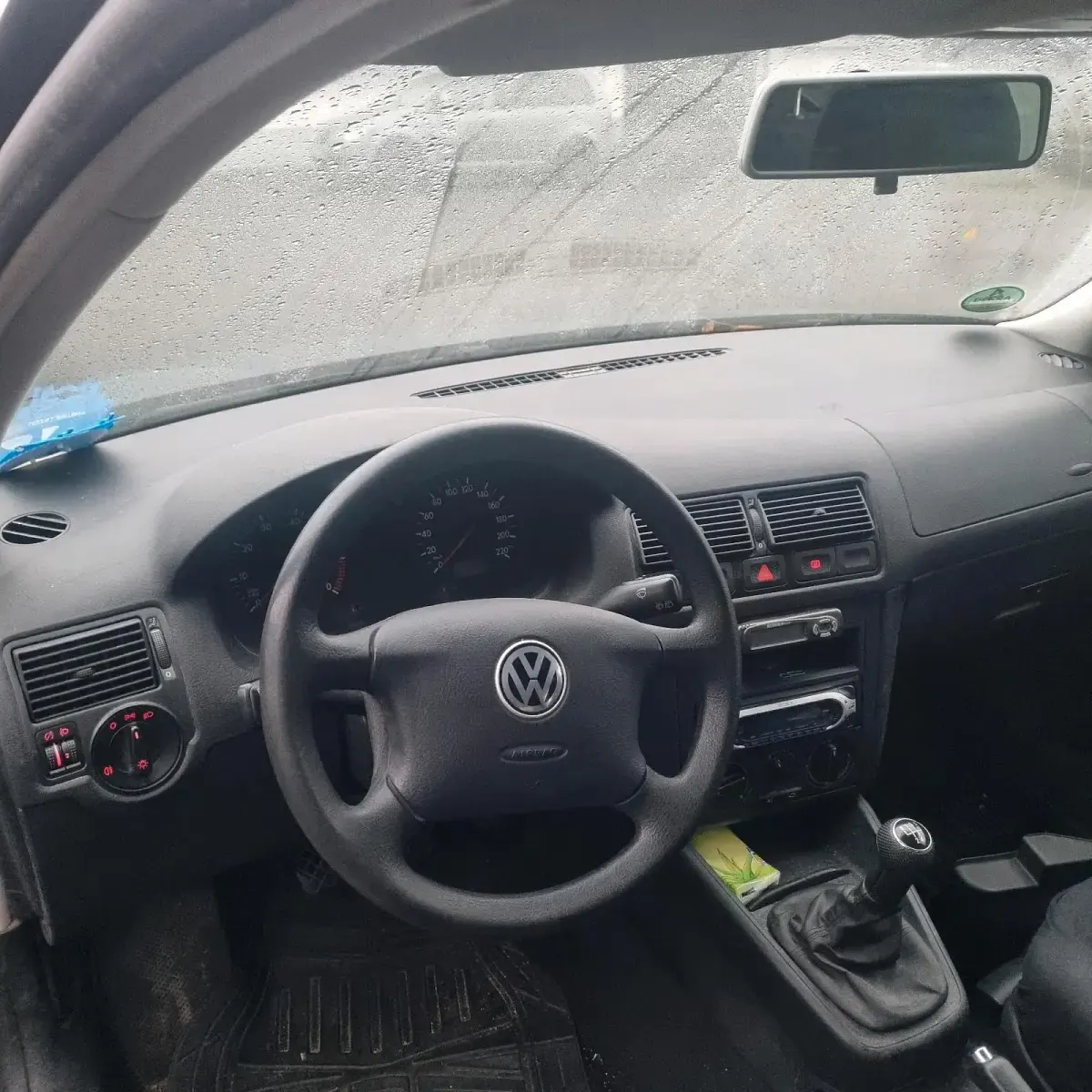 Gebraucht VW Golf IV 75 PS (55 kW) 2002 Kleinwagen