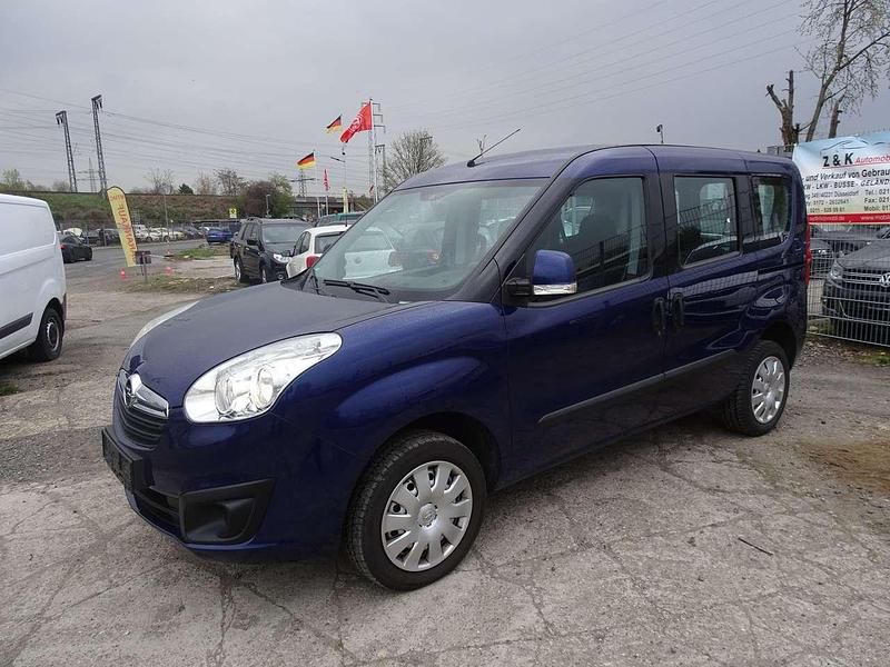 Gebraucht Opel Combo Life 120 PS (88 kW) 2016 Blau Kleinwagen