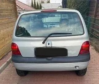 Używany Renault Twingo 75 KM (55 kW) 2006 Srebrny Hatchback