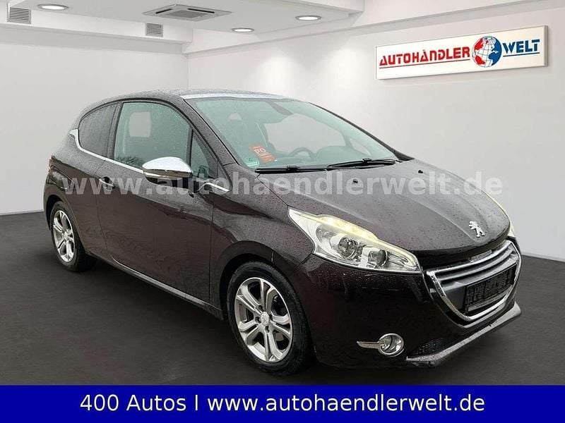 Gebraucht Peugeot 208 95 PS (69 kW) 2012 Schwarz Kleinwagen