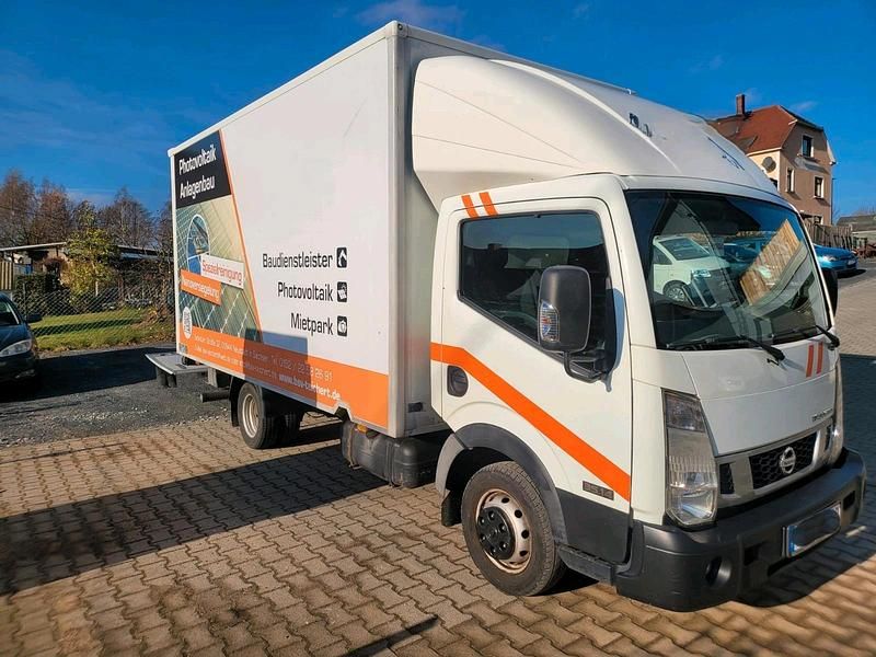 Weiß Gebraucht 2025 Nissan Cabstar Abholung | 12.000 € - Bild 1/4
