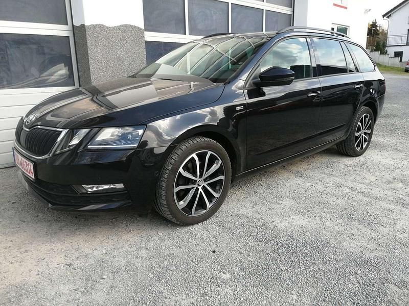 Schwarzmagic perleffekt Gebraucht 2020 Skoda Octavia Soleil Kombi | 16.790 € (Fairer Preis) - Bild 1/4
