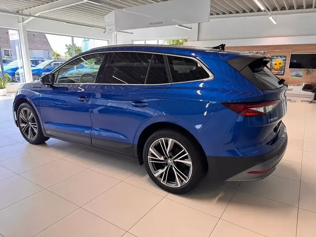 Gebraucht Skoda Enyaq iV Lounge 150 kW (204 PS) 2023 Blau SUV