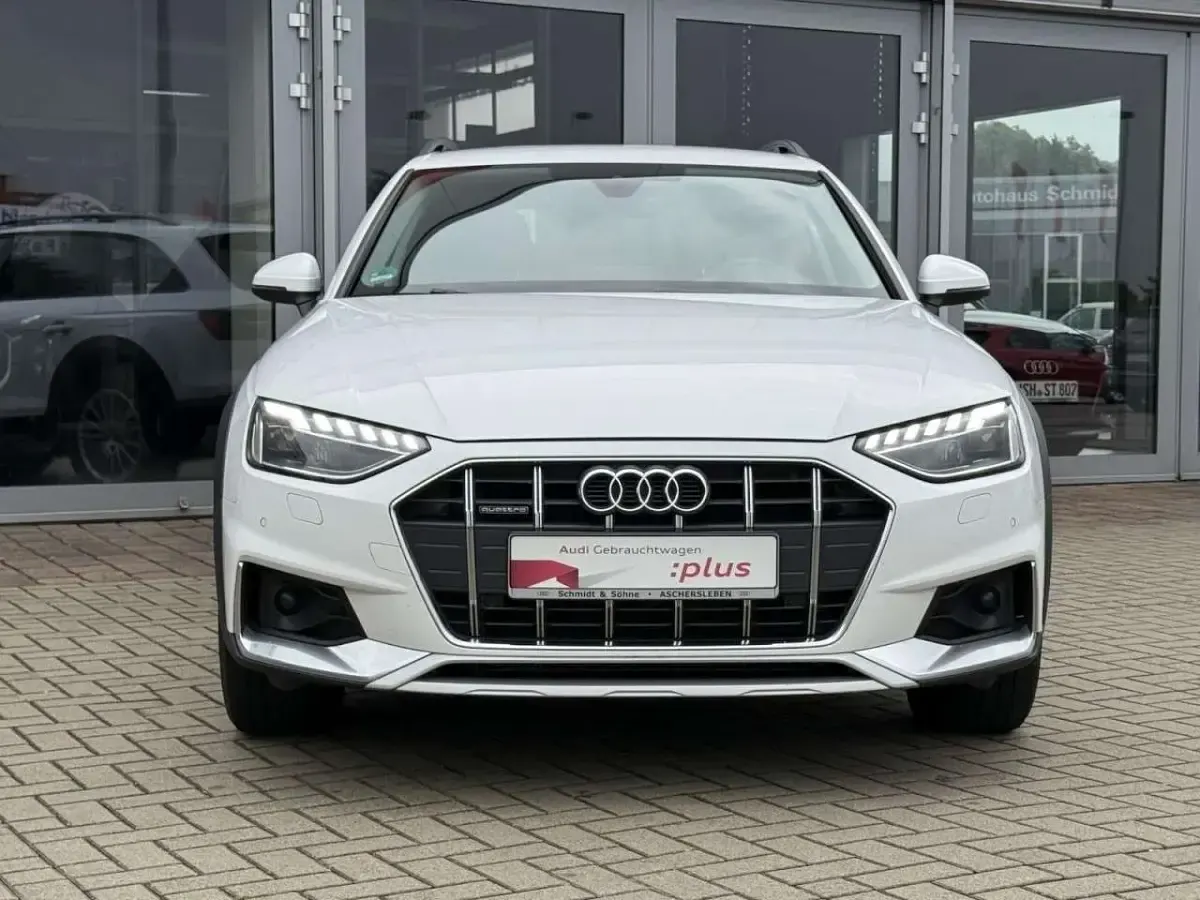 Gebraucht Audi A4 Allroad 204 PS (150 kW) 2023 Weiß Kombi