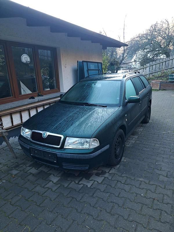 Gebraucht 2003 Skoda Octavia Kombi | 1.000 € (Superpreis) - Bild 1/4