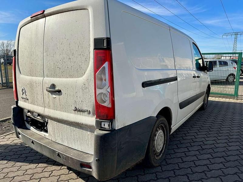 Gebraucht Citroën Jumpy 128 PS (94 kW) 2014 Weiß Van / Kleinbus