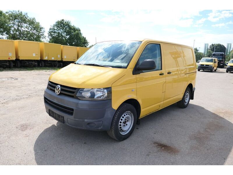 Gebraucht VW T5 84 PS (61 kW) 2011 Ginstergelb r1032 Van