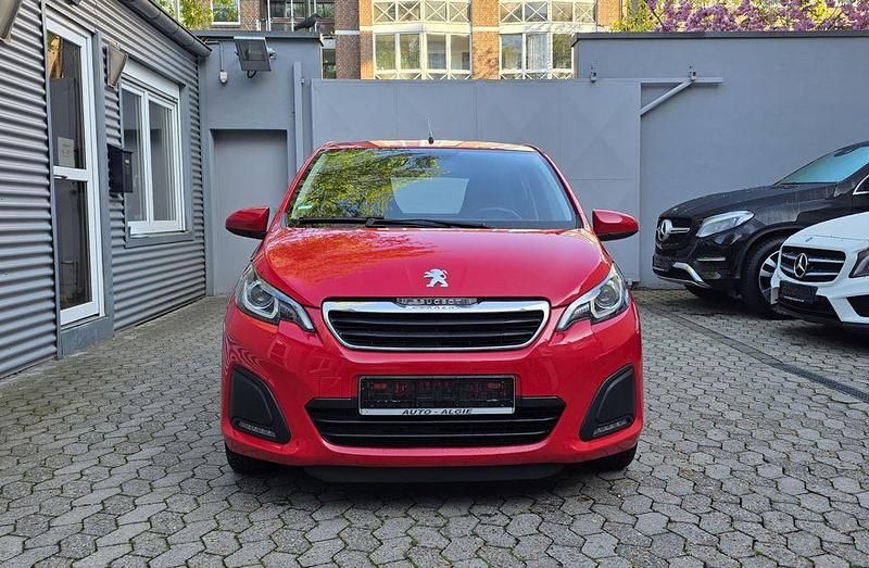 Gebraucht Peugeot 108 Active 69 PS (50 kW) 2016 Rot Kleinwagen