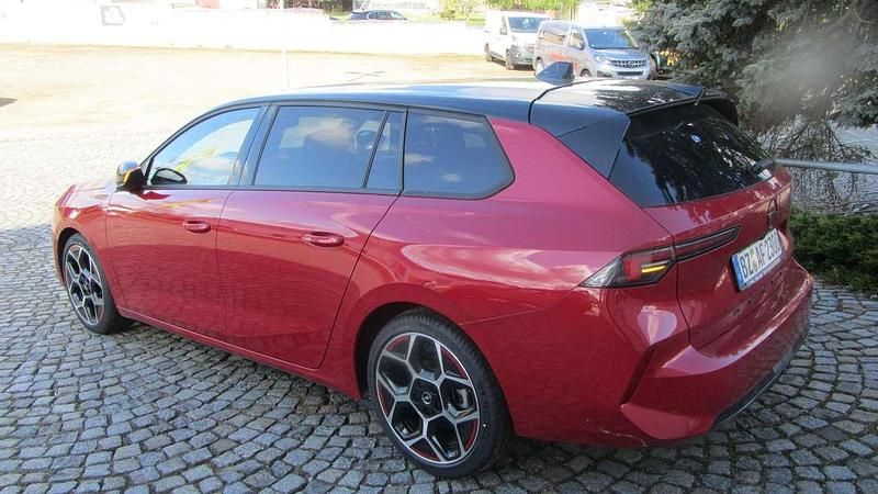 Gebraucht Opel Astra 131 PS (96 kW) 2023 Rot Kombi
