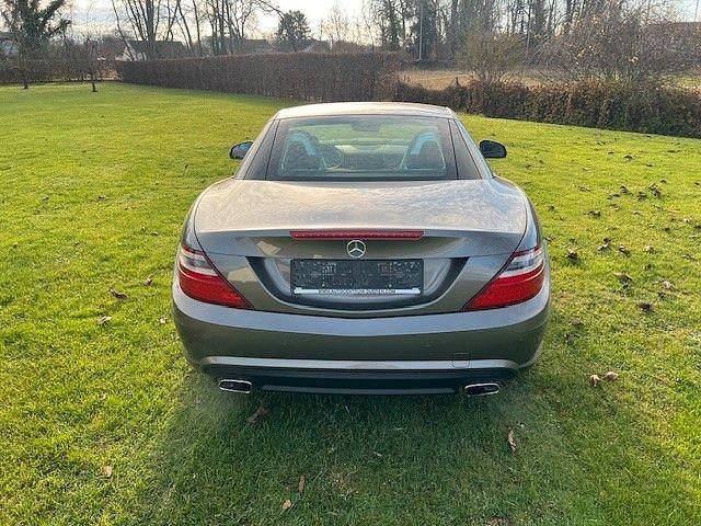 Gebraucht Mercedes SLK200 AMG 184 PS (135 kW) 2014 Braun Cabrio