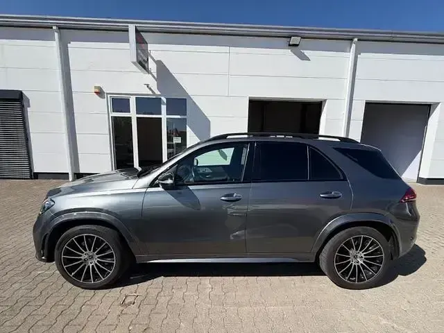 Gebraucht Mercedes GLE400 Night 330 PS (242 kW) 2022 Grau SUV