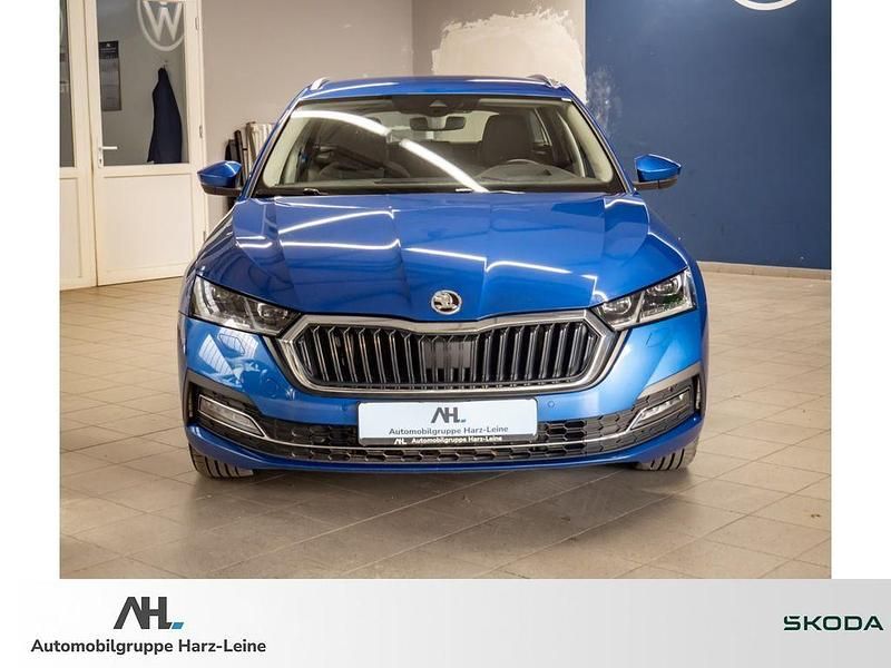Gebraucht Skoda Octavia Style 150 PS (110 kW) 2023 Blau Kombi