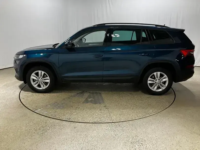Gebraucht Skoda Kodiaq Ambition 150 PS (110 kW) 2022 Lavablau metallic SUV