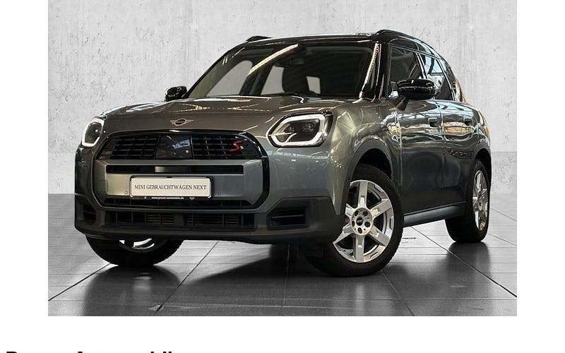 Grün Gebraucht 2024 Mini Countryman Classic SUV | 33.480 € (Fairer Preis) - Bild 1/4