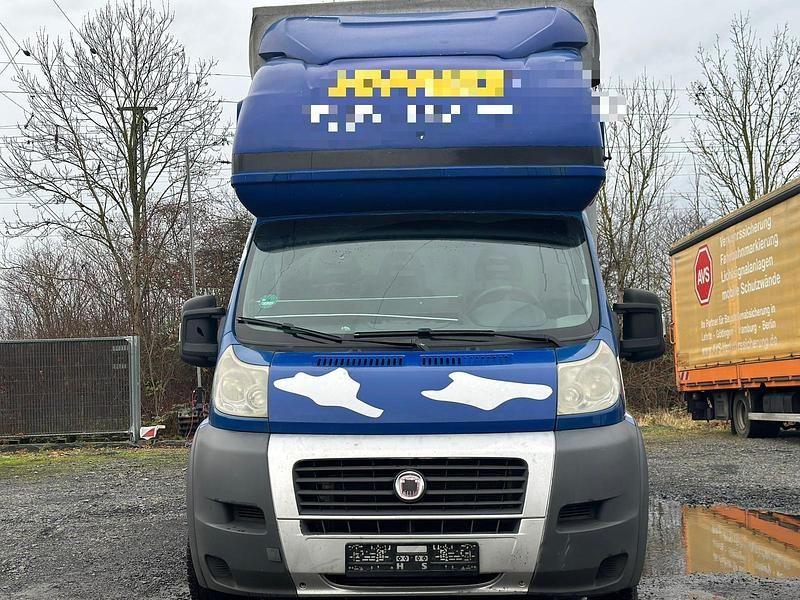 Blau Gebraucht 2009 Fiat Ducato Van | 7.350 € - Bild 1/4
