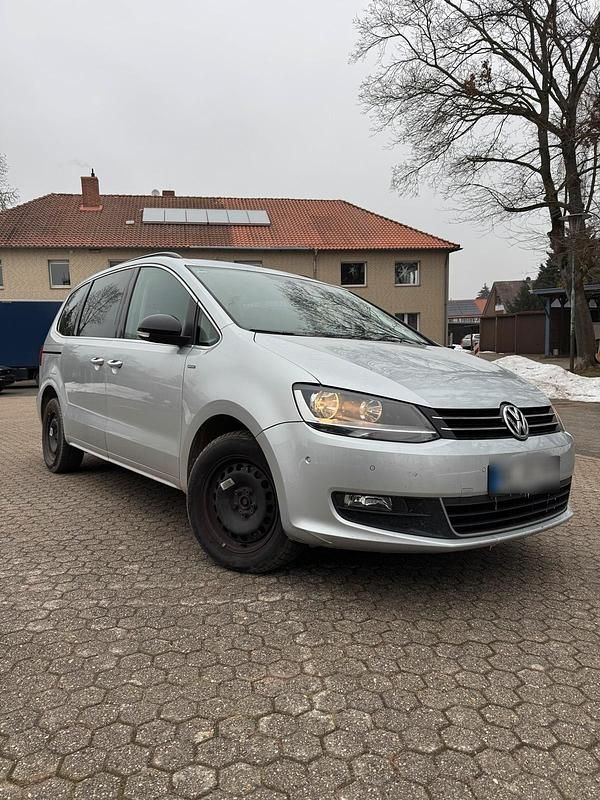 Gebraucht VW Sharan 150 PS (110 kW) 2012 Silber Van / Kleinbus