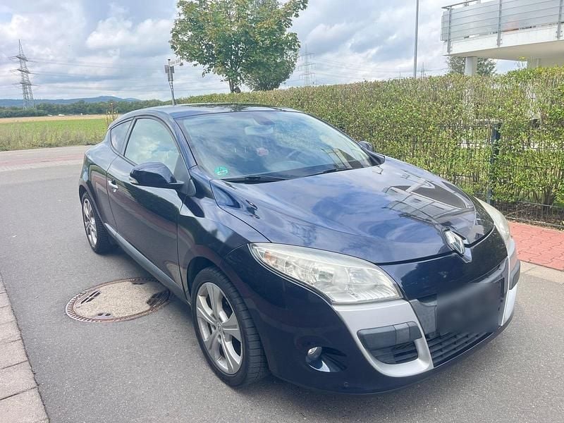 Blau Gebraucht 2010 Renault Mégane Coupé GT Coupé | 2.900 € (Superpreis) - Bild 1/4