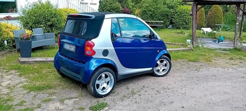 Gebraucht Smart ForTwo Cabrio 55 PS (40 kW) 2000 Blau Cabrio