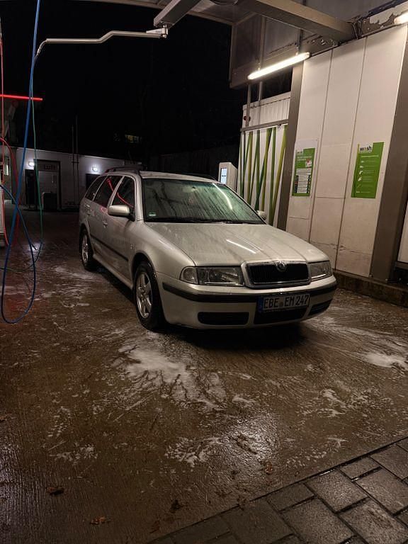 Gebraucht Skoda Octavia 131 PS (96 kW) 2003 Silber Kombi