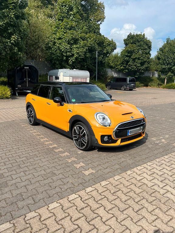 Orange Gebraucht 2016 Mini Cooper SD Clubman Kombi | 15.800 € (Fairer Preis) - Bild 1/4